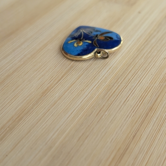 Vintage Blue Cloisonne Heart Pendant - Picture 3 of 4